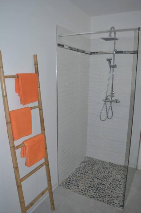 לה גוסייר Les Villas Du Bambou - Villa Paprika Jusqu'A 6 Pers מראה חיצוני תמונה